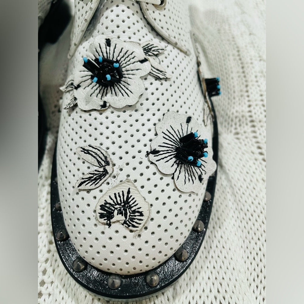 MAGZA White Genuine Leather Ankle Boots – Floral Appliqué & Perforated Design - Picture 9 of 15